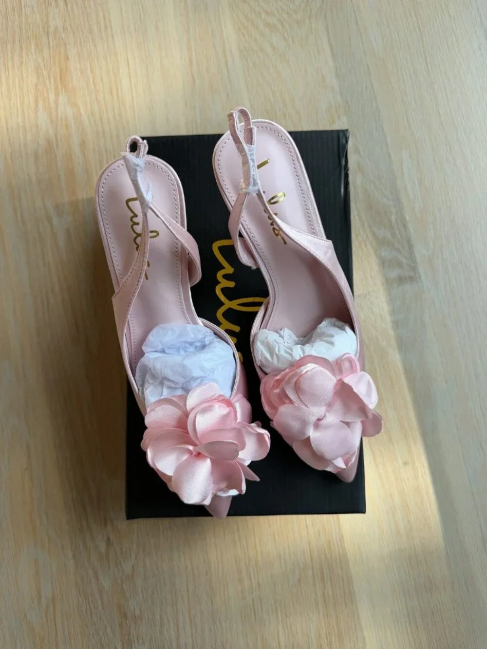 Lulus Courtney Pink Satin Floral Applique Slingback Heels Size 6 NIB